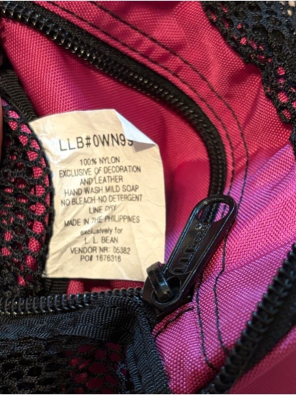 L.L. Bean Hot Pink Travel Pouch with Top Handle - Picture 2 of 4